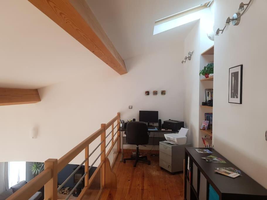 Maison Spacieuse Face Aux Pyrenees Carla-Bayle Bagian luar foto