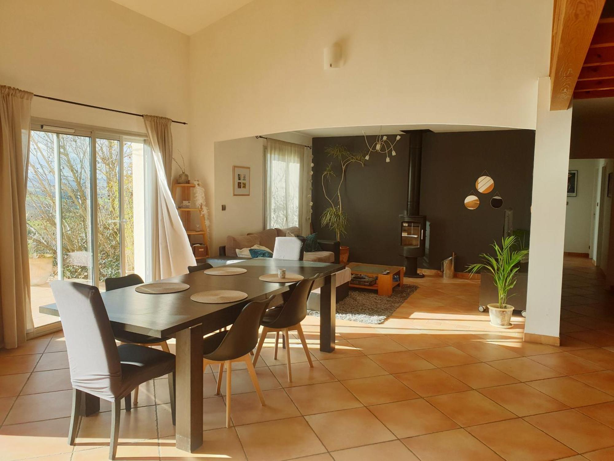 Maison Spacieuse Face Aux Pyrenees Carla-Bayle Ruang foto