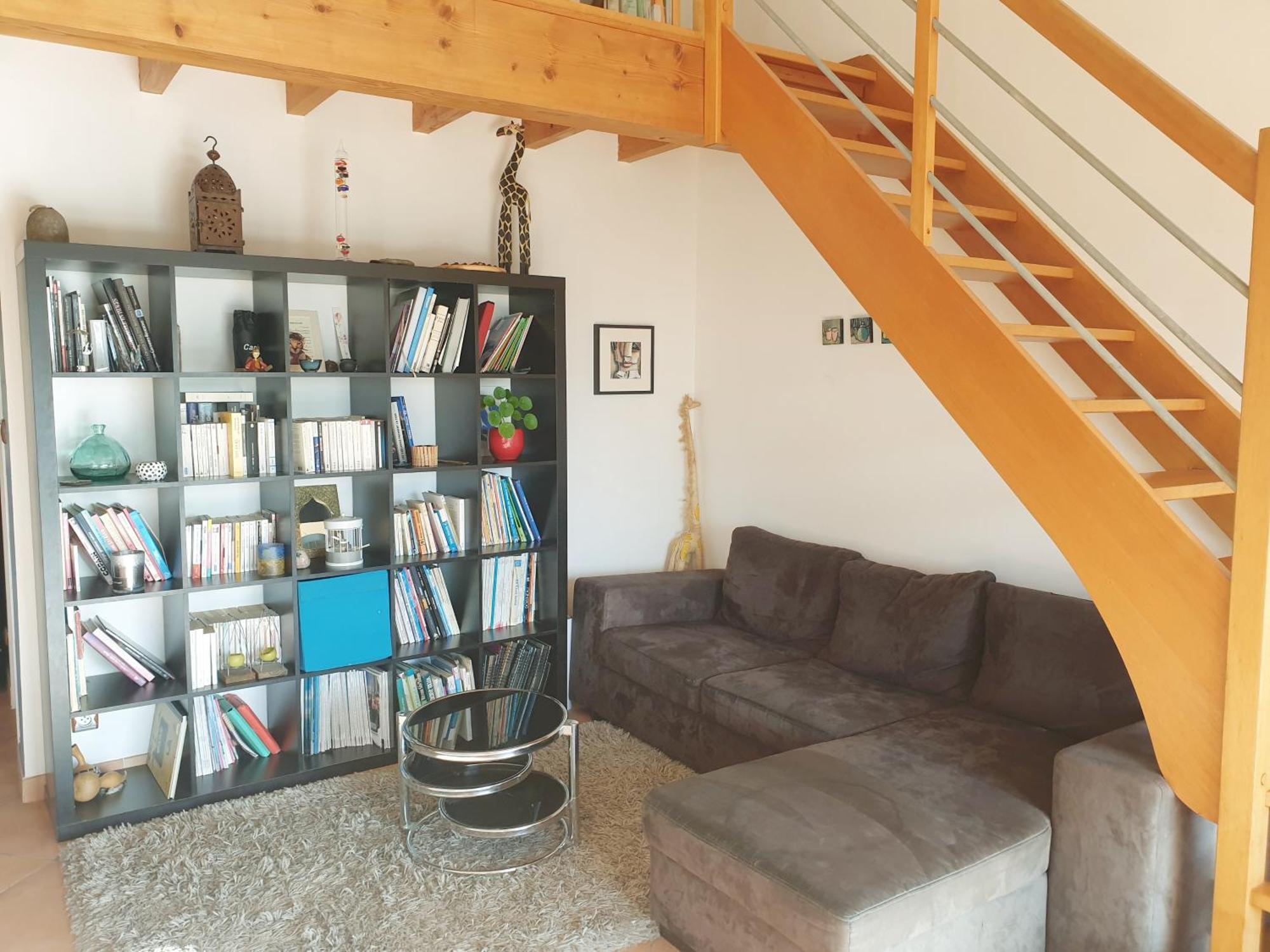 Maison Spacieuse Face Aux Pyrenees Carla-Bayle Ruang foto