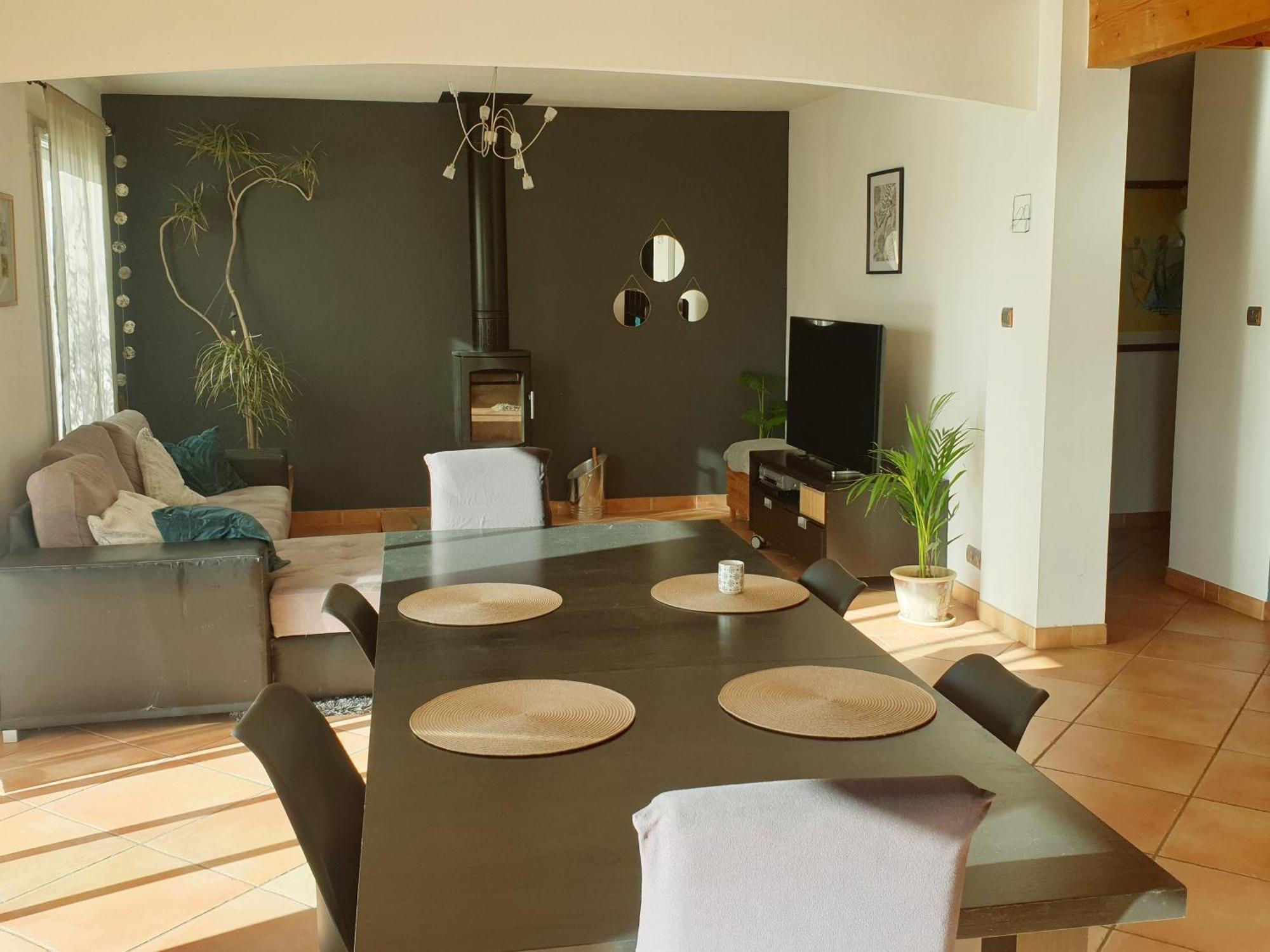 Maison Spacieuse Face Aux Pyrenees Carla-Bayle Bagian luar foto